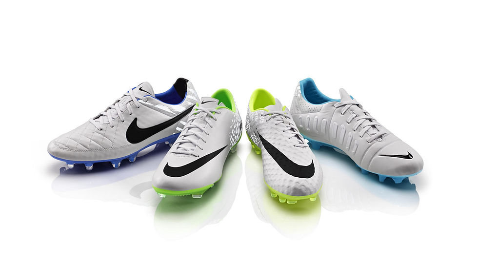 NIKE REFLECTIVE PACK football boots