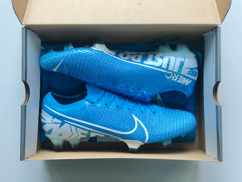 sepatu bola nike vapor 13 elite