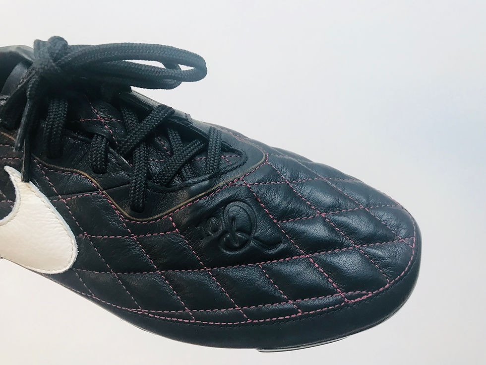 Thumbnail: Nike Ronaldinho DOIS SG (Black/Sail/RedEarth) UK Size 9.5