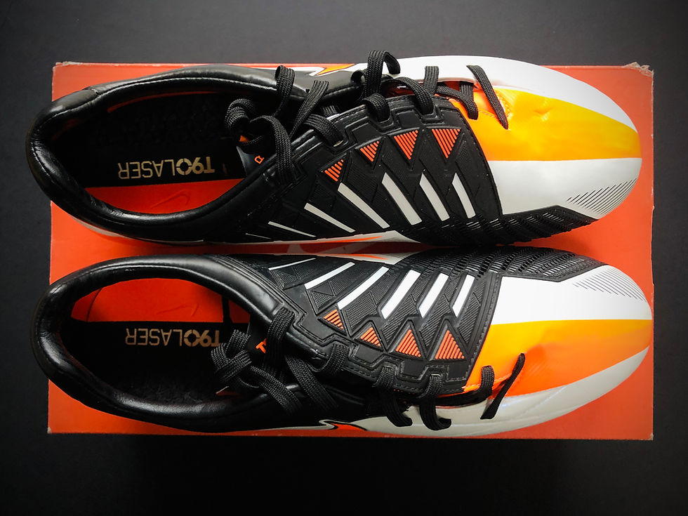 Miniature : NIKE Total 90 T90 Laser IV FG - White / Total Orange / Black