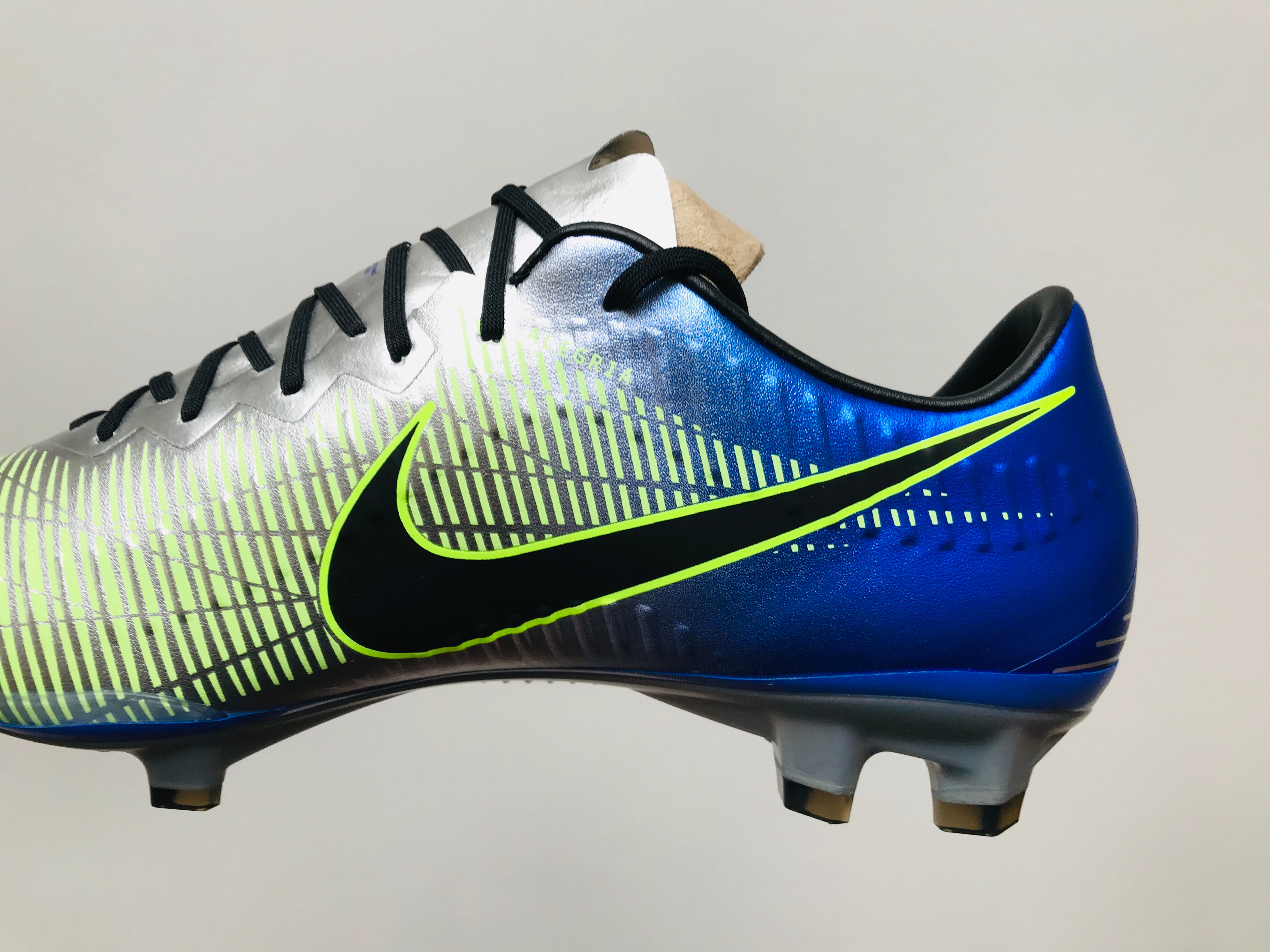 Nike Mercurial Vapor XI FG NJR Puro Fenomeno - Racer Blue/Black/Chrome |  bootsfinder