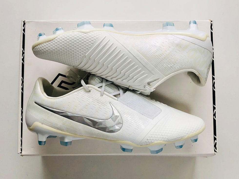 Miniaturbild: Nike Phantom Venom Nuovo Pack White / Metallic Light Grey / Iridescent FG