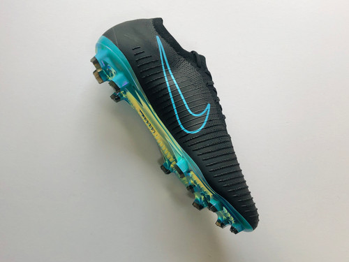 Flyknit Ultra Nike Magista Play Ice Nike Mercurial Ultra Flyknit Vapor