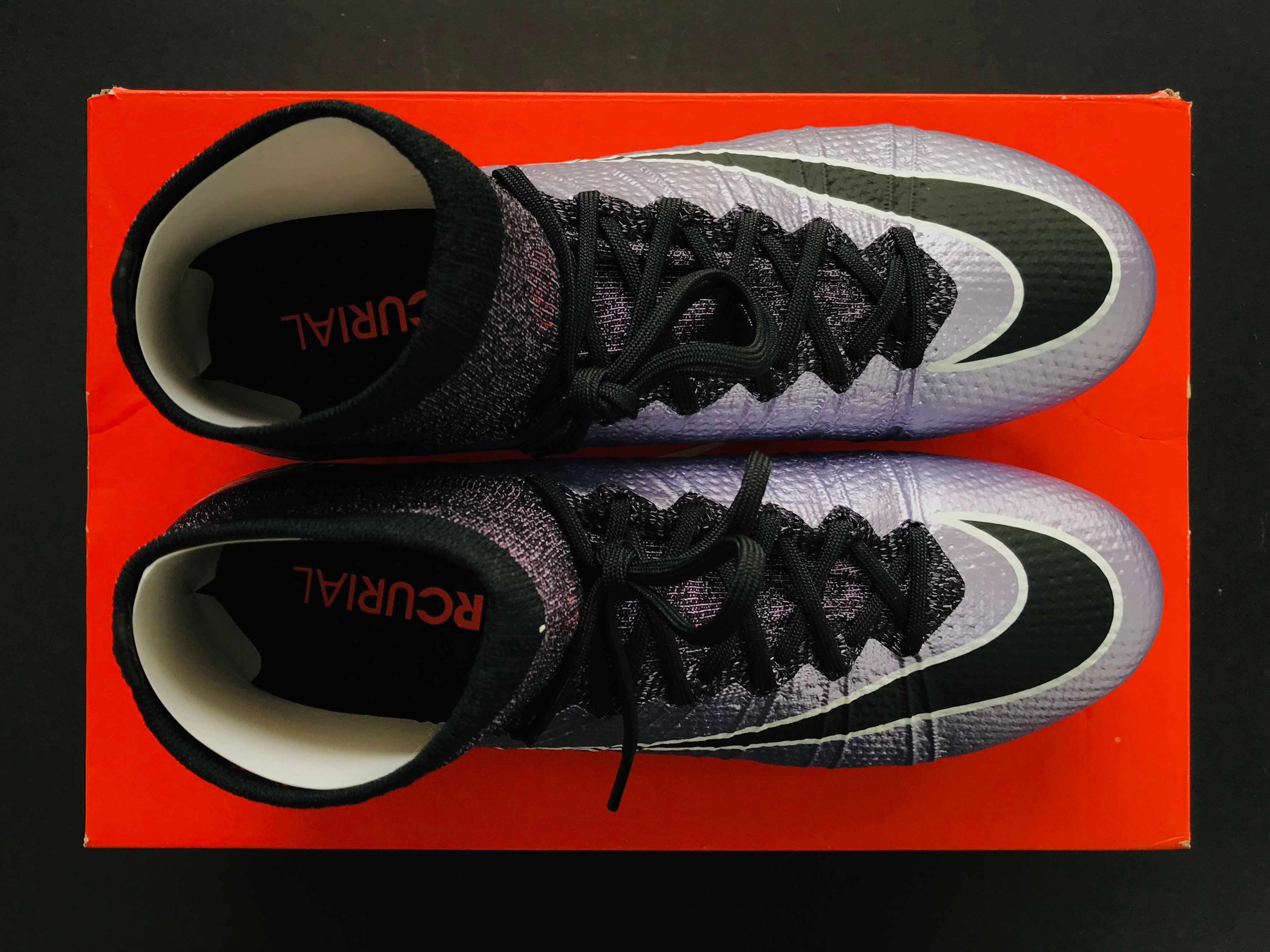 nike mercurial carbon