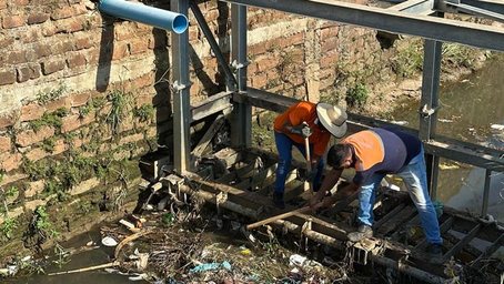 Prefeitura de Cachoeirinha desobstrui redes para reduzir alagamentos