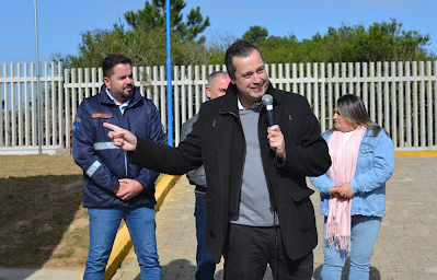 Cristian entrega novo ecoponto modelo na avenida Ary Rosa dos Santos
