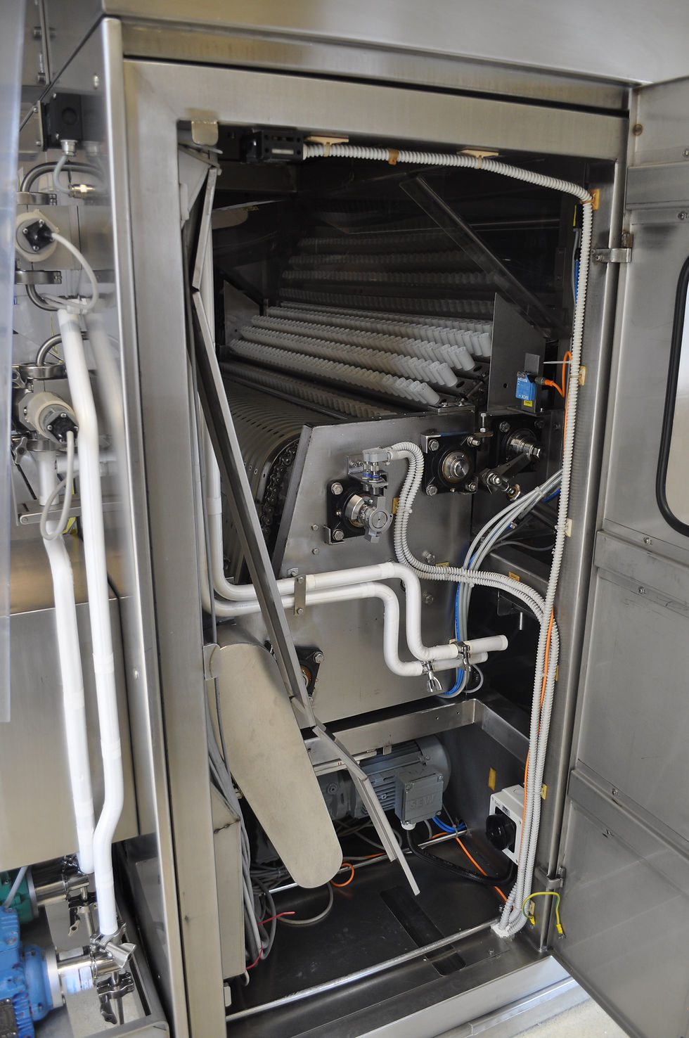 Thumbnail: Washing Unit-Steriline-VQ1 F44 & Sterilization Tunnel-Libra-VQ 14FF-CLGB02