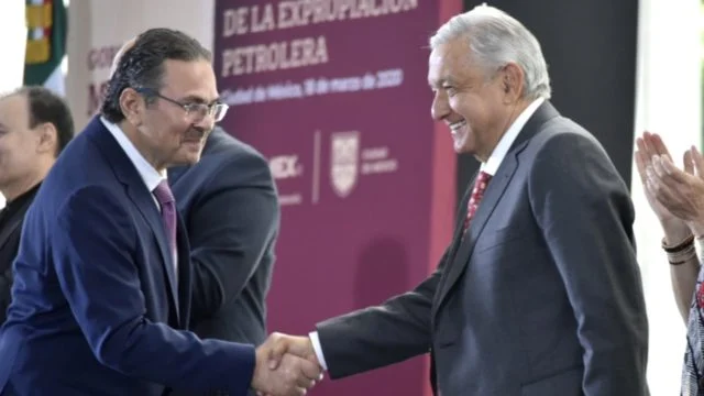 Octavio Romero Oropeza, CEO of Pemex, greets President Andrés Manuel López Obrador