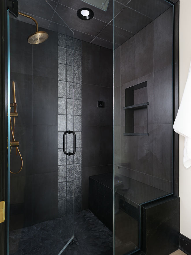 Bathroom design, interior design, Miranda Savage, David Sparks, Small spaces, small bathroom, modern bathroom, black and white bathroom, contemporary bathroom, airy bathroom