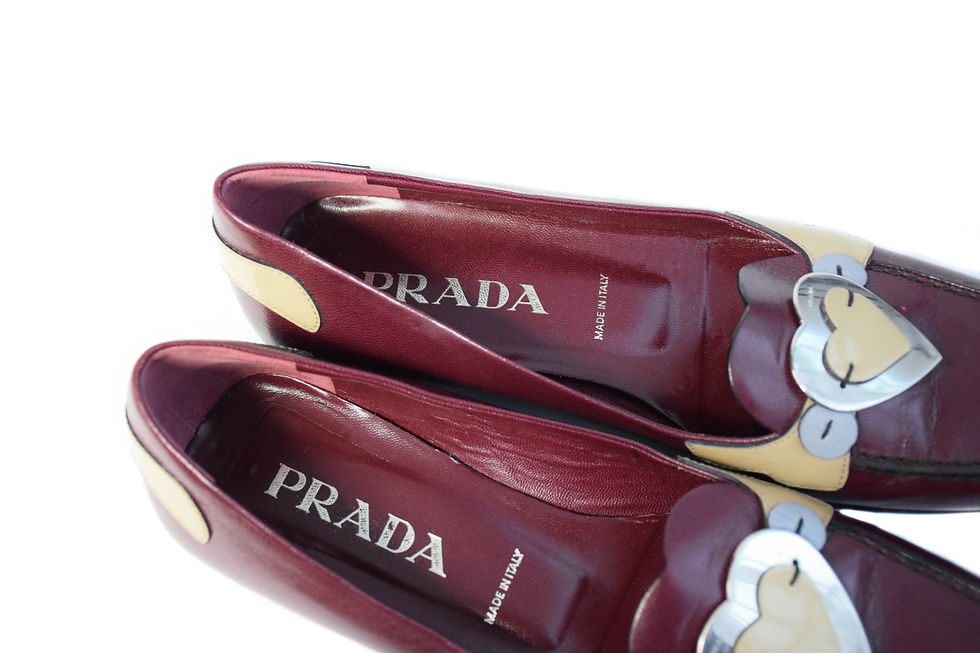 Thumbnail: Prada S/S2000 Leather Heart Loafers