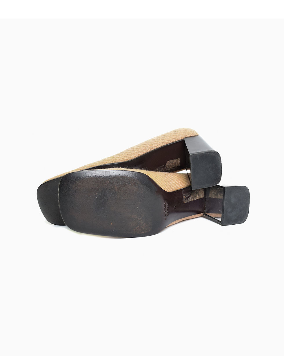 Thumbnail: Prada Beige Wool Mirror Heels