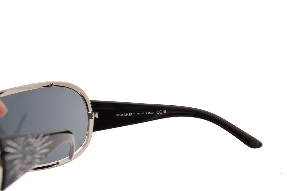 Thumbnail: Chanel Glasses with Rhinestones Decoration