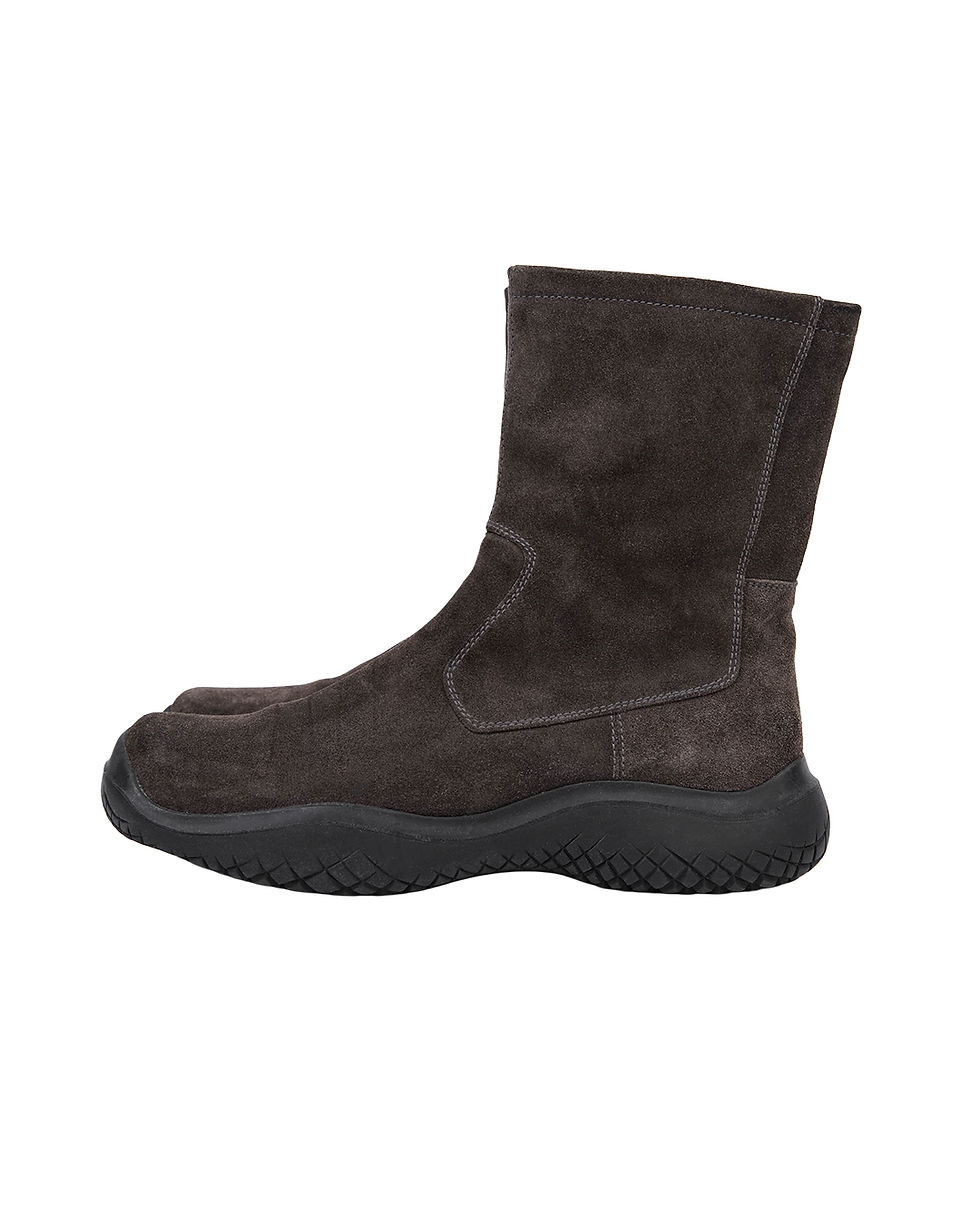 Thumbnail: Prada F/W1999 Runway Suede Boots