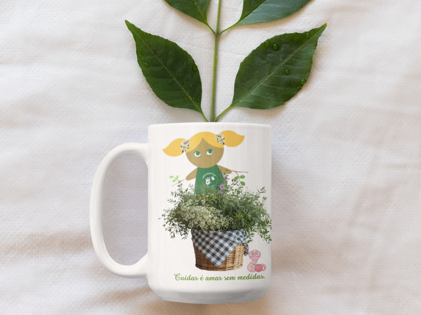 Canecas da série Cuidar é...