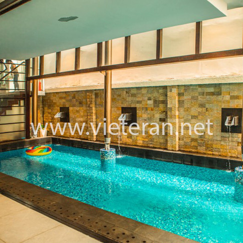 호치민 풀빌라 2군 4룸 수영장 사진