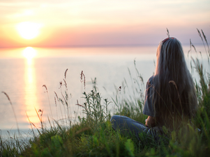 A quiet reflective image about presence, present moment awareness, Gestalt therapy, body awareness, relationships, and emotional wellbeing.
