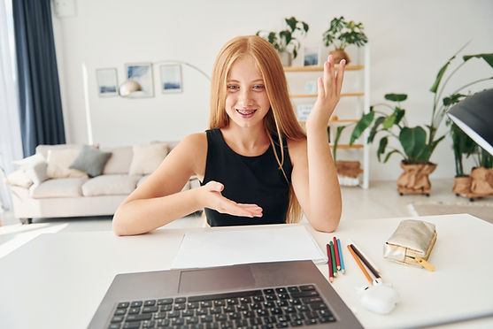 Child building confidence through personalized educational therapy