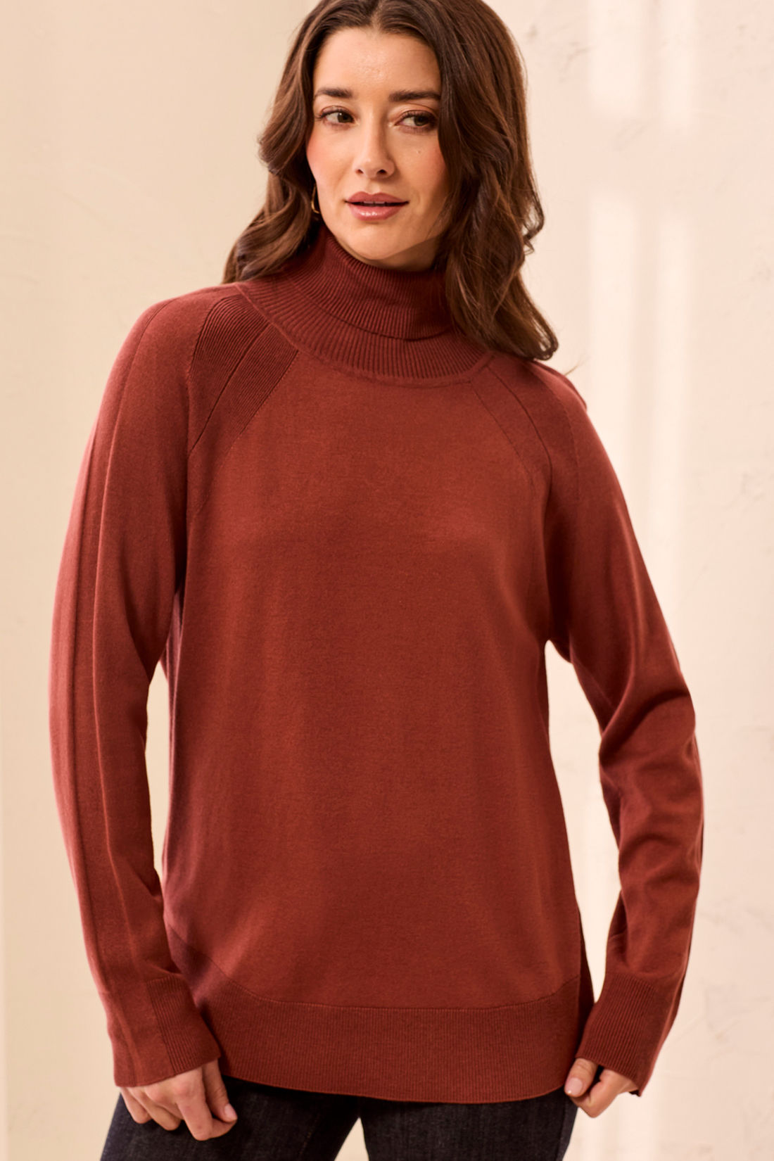 TRIBAL Henna Turtle Neck