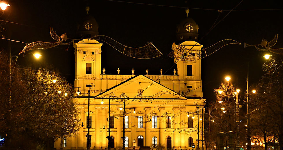 Debrecen,_református_nagytemplom_este_2021_01.jpg