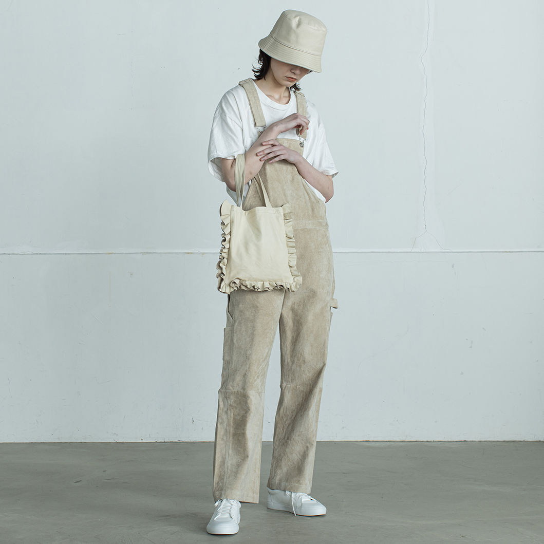 Mini size frill bag -macadamia-