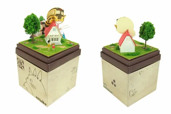 Thumbnail: Miniatuart mini My Neighbor Totoro: Catbus