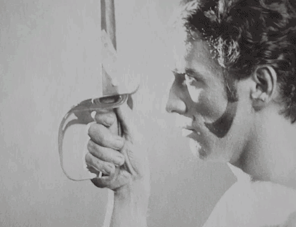 ROBERTO MOURA_ URUBU CINE _ GIF.gif