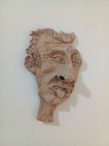De la serie Los asustados, asombrados o enojados. Cerámica esmaltada. 26x 18cm. 2025