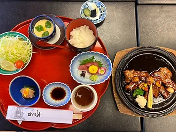 大正館 食事全体_edited.webp