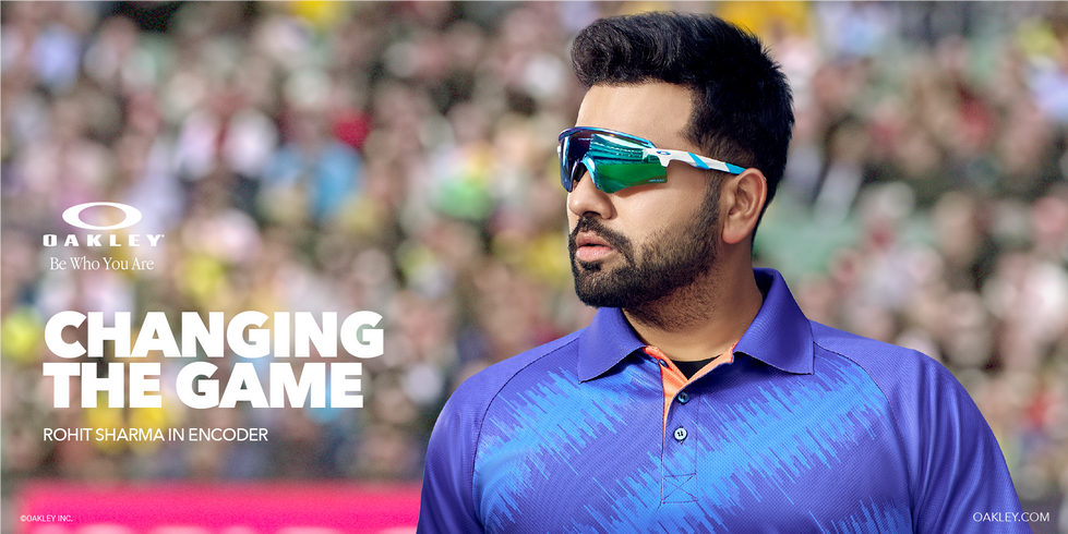 Oakley NewArtboard 2