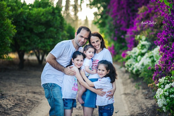צילומי משפחה בטבע | עמק חפר | אביבית צפריר צלמת