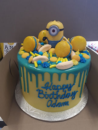 Minions Cake