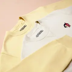 Design graphique textile, branding, logo vêtement