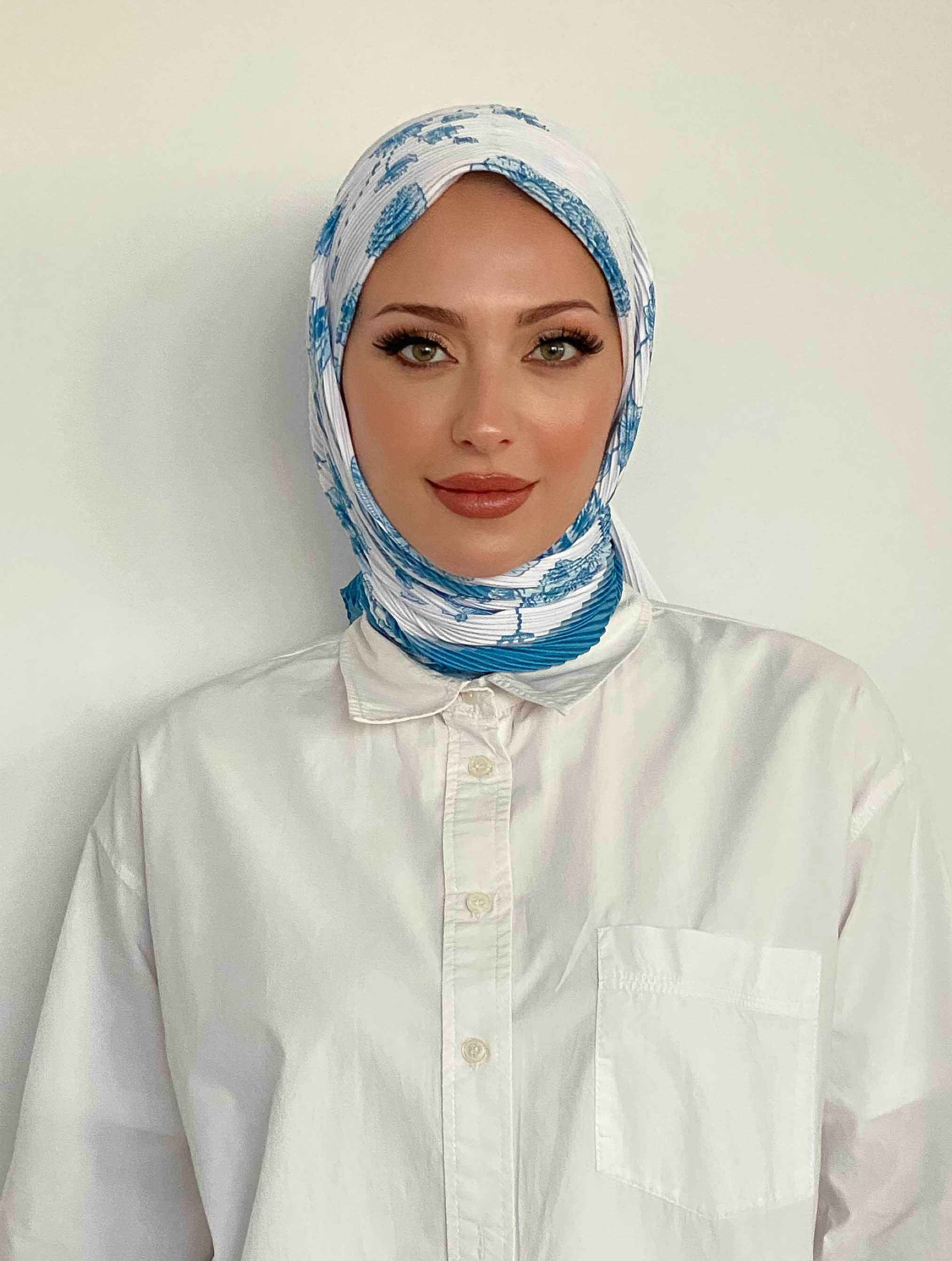 Çiçek Desenli Piliseli Eşarp No 5