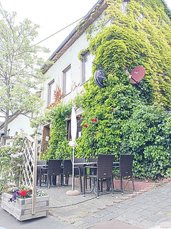 Gasthaus außen II.JPG