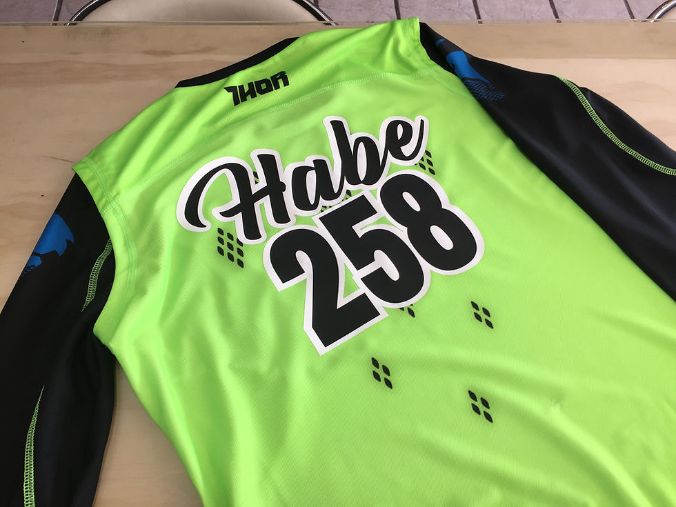 VINYL DE RECORTE EN TEXTILES