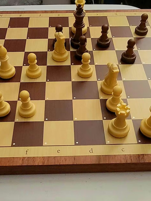 Best Light Up Chess Board Set for Beginners & Pros (2026 Guide)