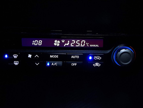 スカイライン R34 エアコンスイッチパネル LED打ち替えサービス | LED