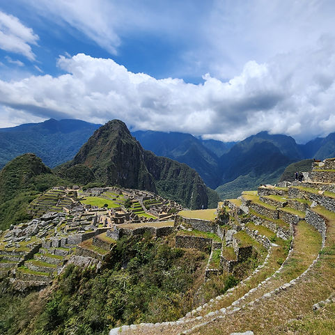 Tour to machu picchu and sacred valley