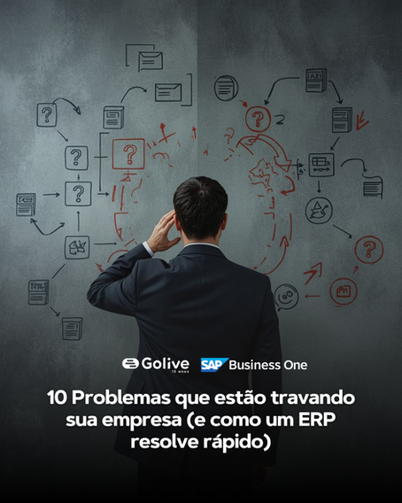 Gestor de empresa analisando sistema ERP em ambiente moderno e organizado, com contraste entre escritório desorganizado com papéis e processos manuais e área digital automatizada, representando solução de problemas empresariais, redução de retrabalho e otimização de processos.