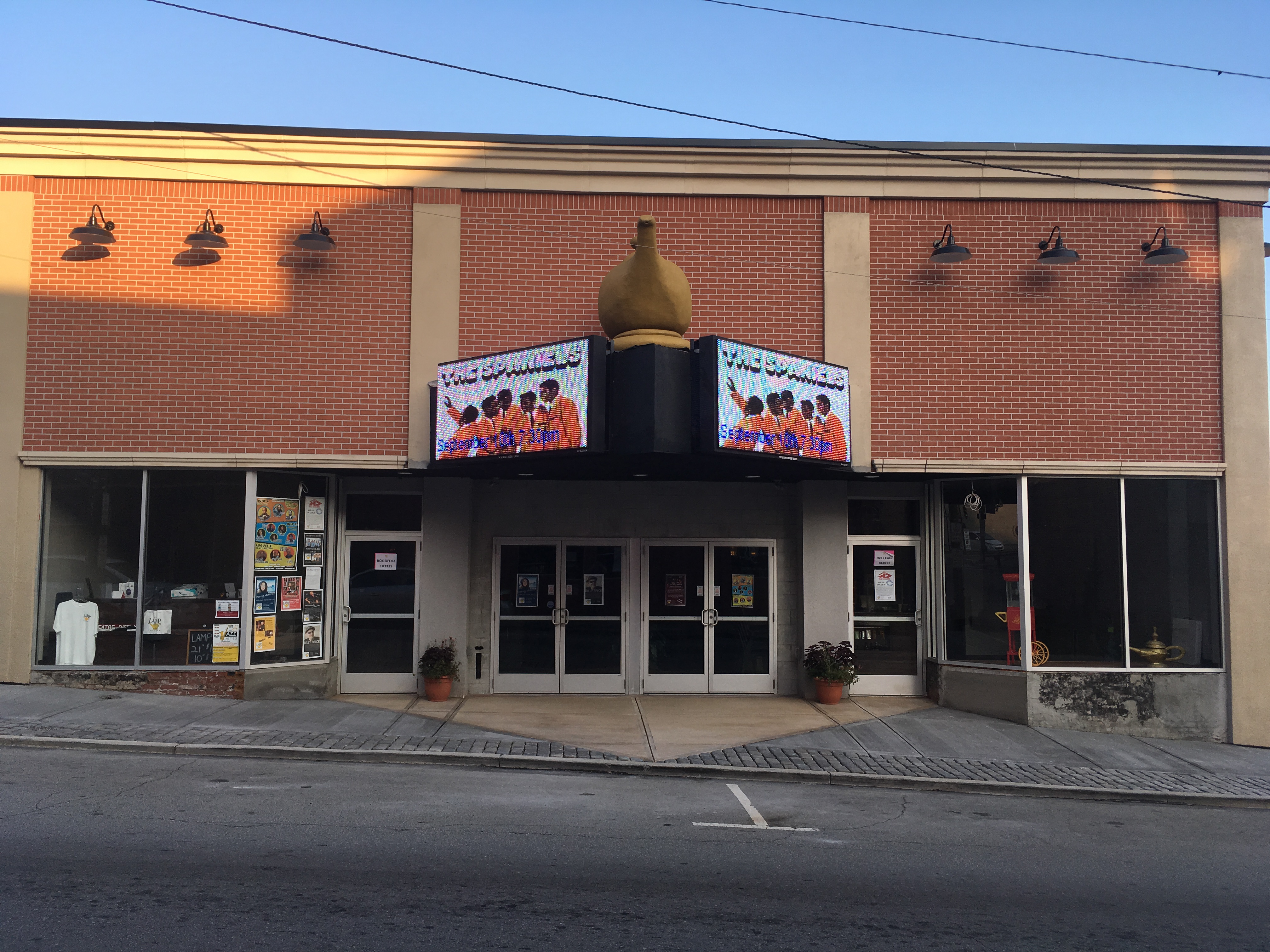 Contact The Lamp Theatre contact-the-lamp-theatre