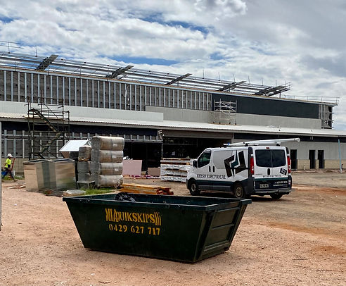 5.0m3 skip bin for construction sites.jpg