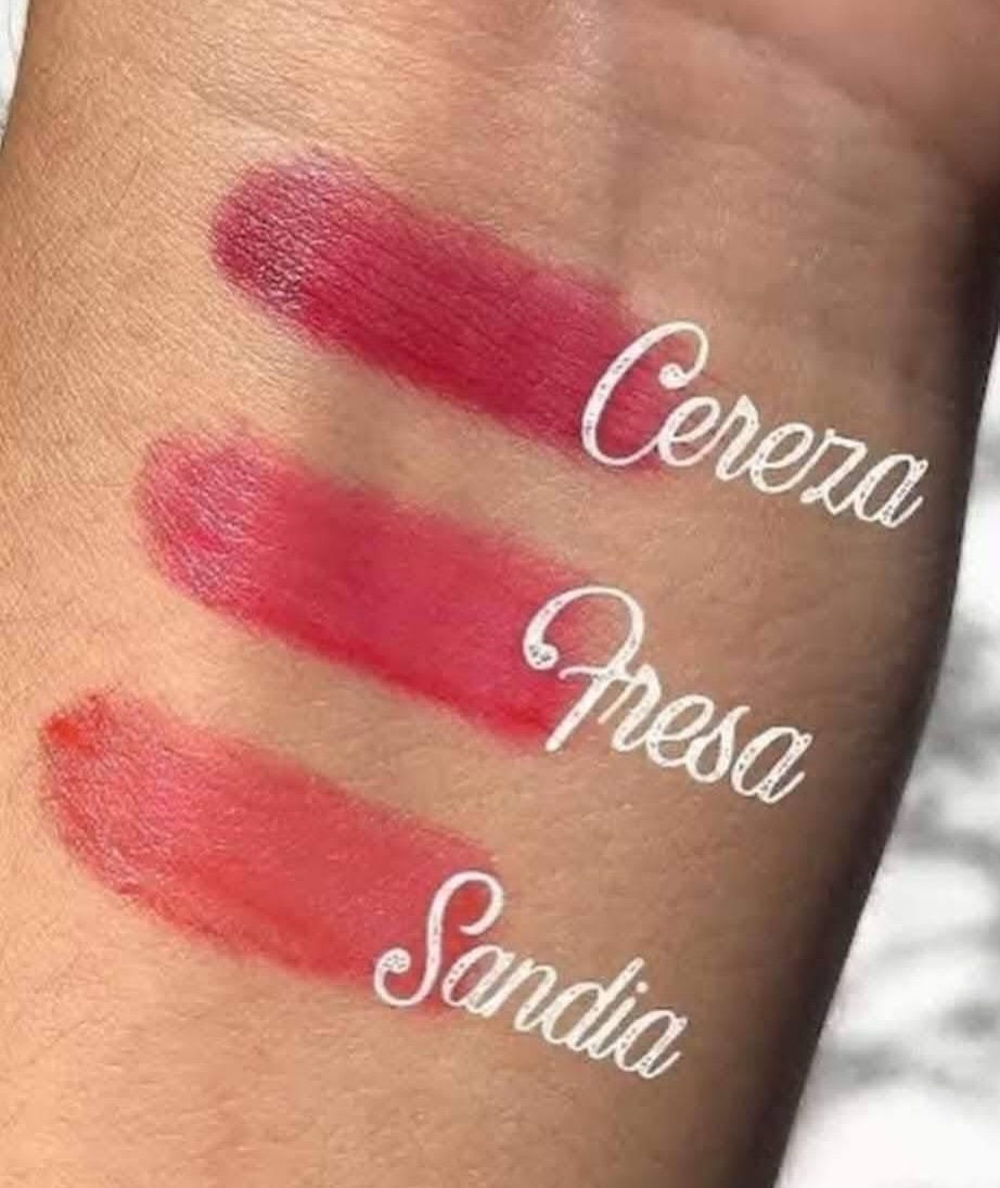 Miniatura: Italia Deluxe Kiss Proof Tintas labiales