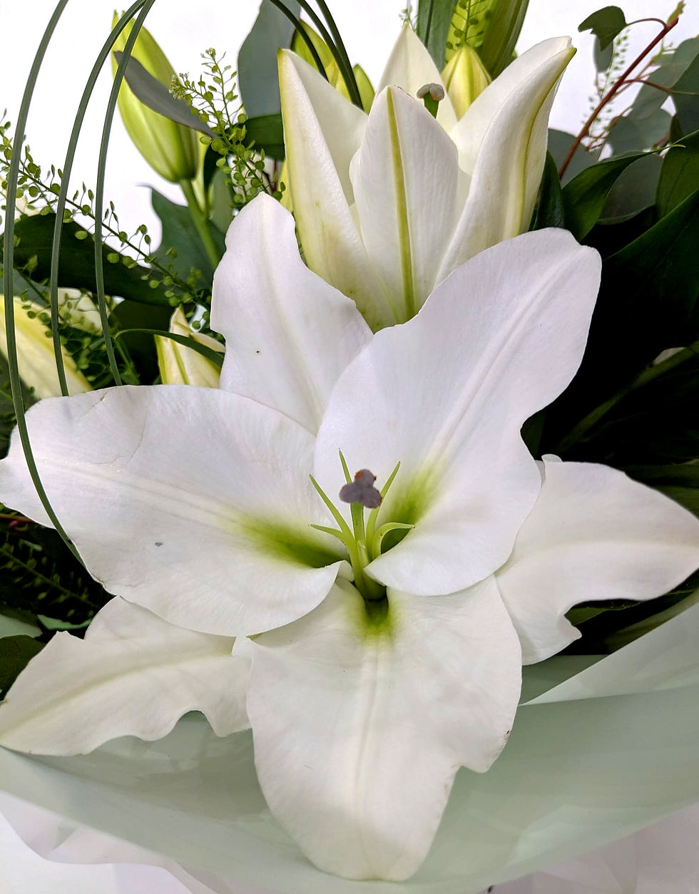 Thumbnail: Lily Flower Bouquet Detail 