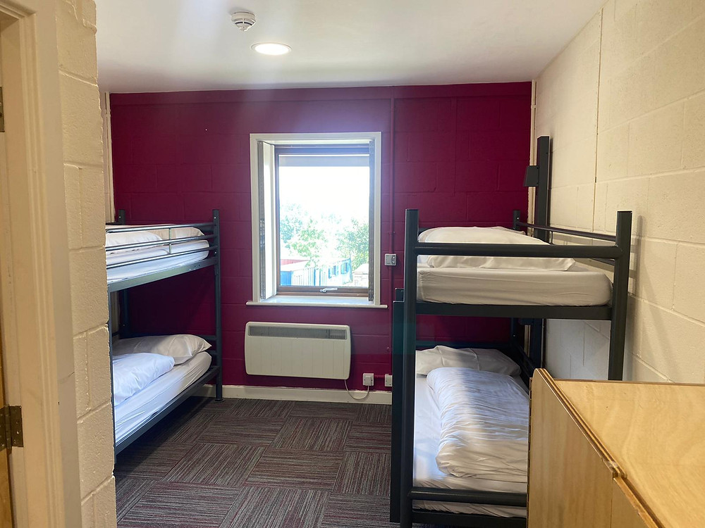 Indoor Ensuite Bedroom for Group Accommodation in Derbyshire