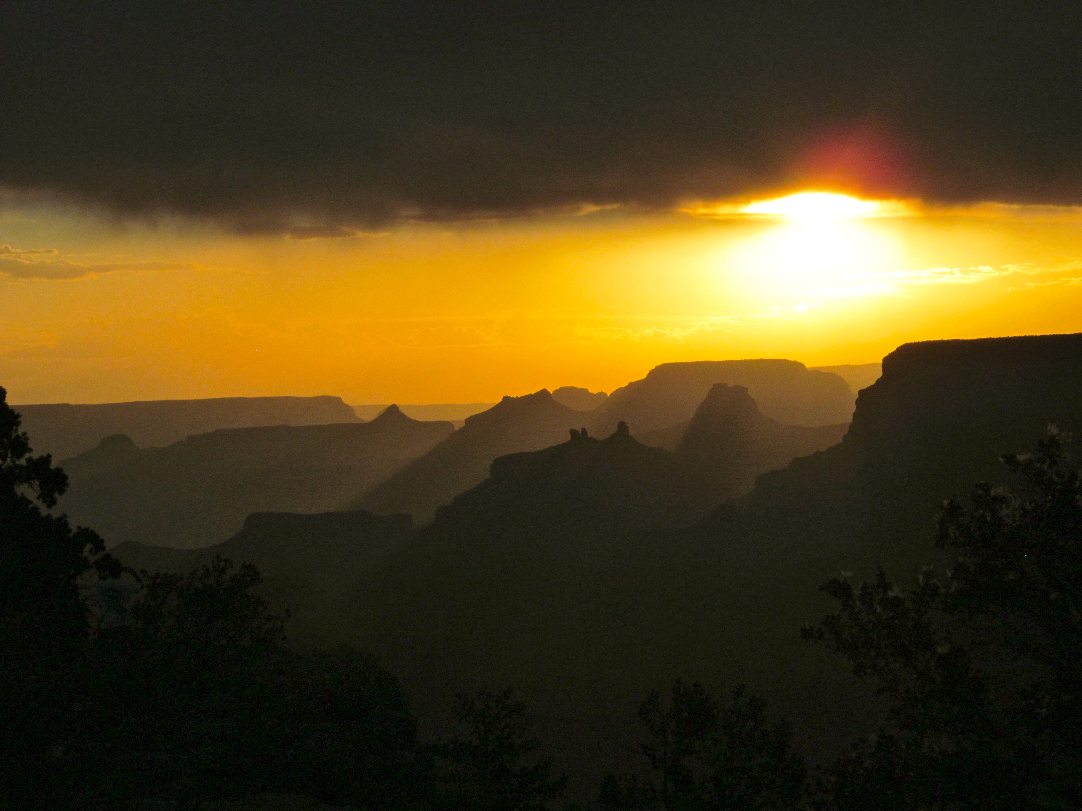 Sunset at Navajo Point