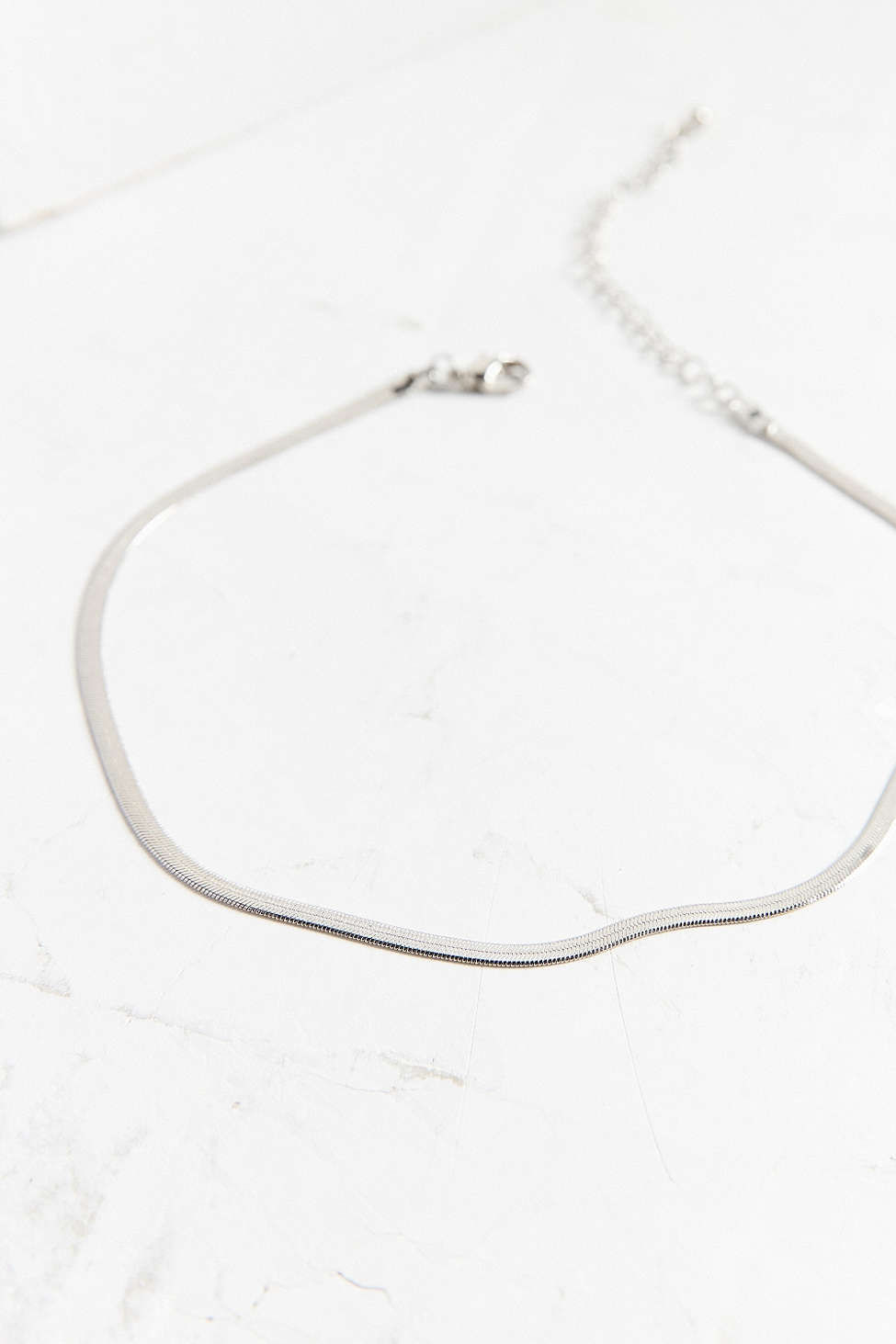 Thumbnail: UO Snake Chain Choker Necklace