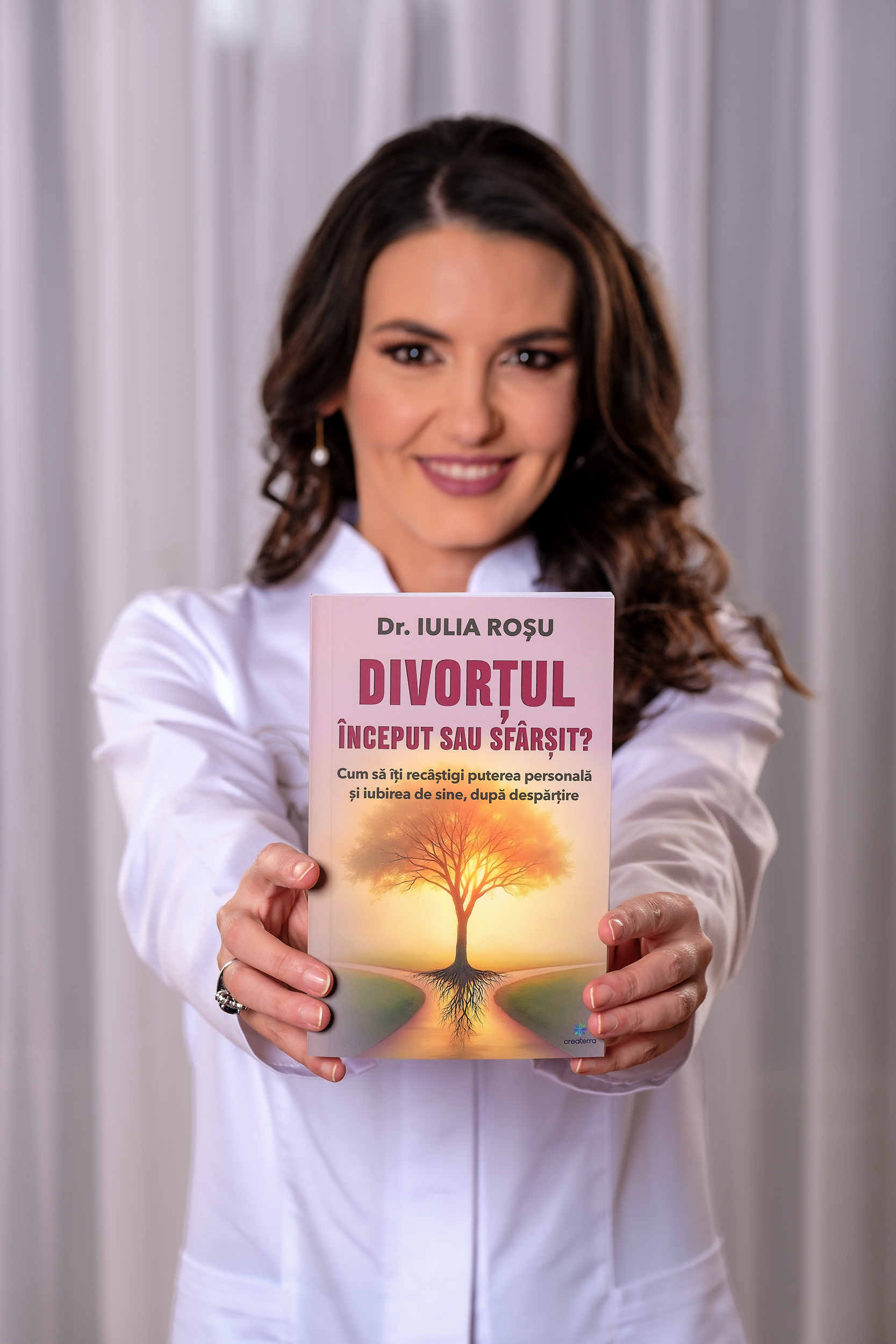 Dr. Iulia Rosu - Divortul Main Image