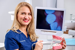 Cristina Obreja Life Dental Spa Medic Stomatolog Portret