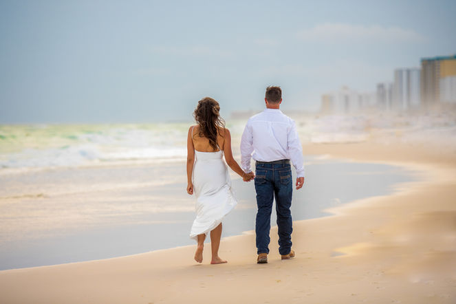 Styled beach photography session in neutral tones.