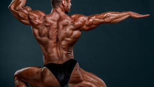 Enhance Your Bodybuilding Competition Look with Spray Tanning